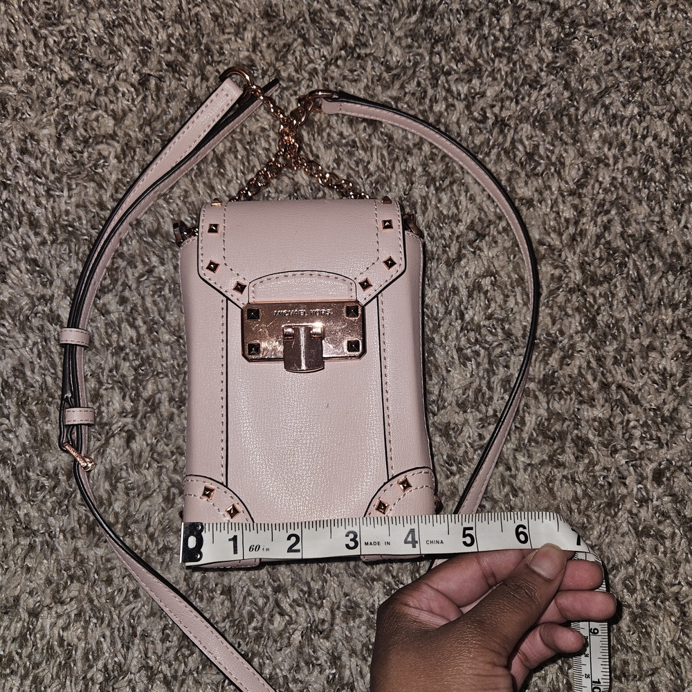 Pale Pink Michael Kors Cellphone Crossbody Rose Gold Hardware - Picture 7 of 7